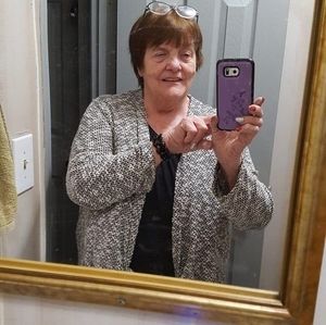 Meet your Posher, Beverly